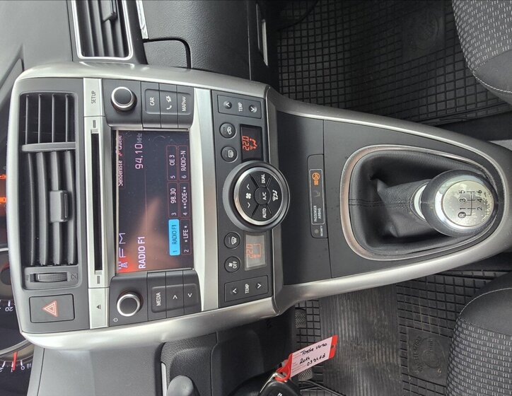 Toyota Verso MPV 1,6 l 97 kw