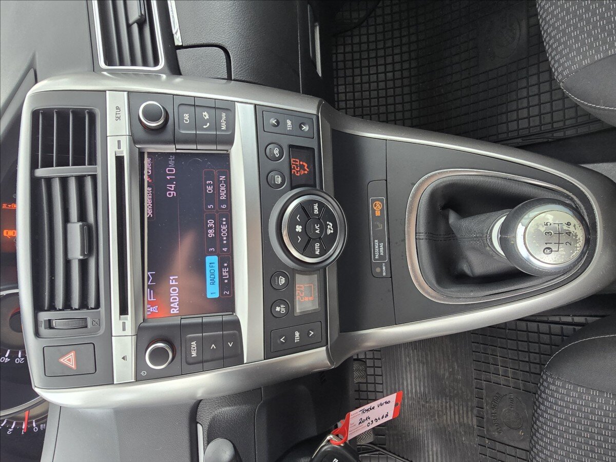 Toyota Verso MPV 1,6 l 97 kw