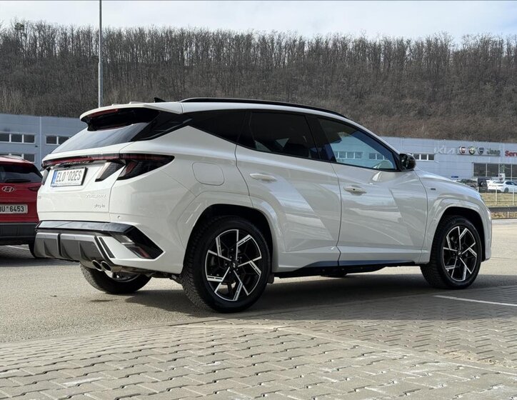 Hyundai Tucson SUV / Terénní 1,6 l 185 kw