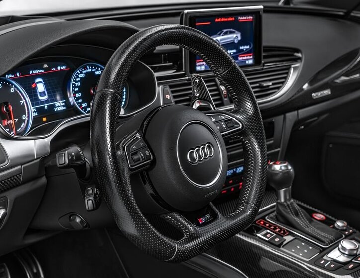 Audi RS7 Sedan / Limuzína 4,0 l 412 kw