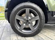 Land Rover Defender 3