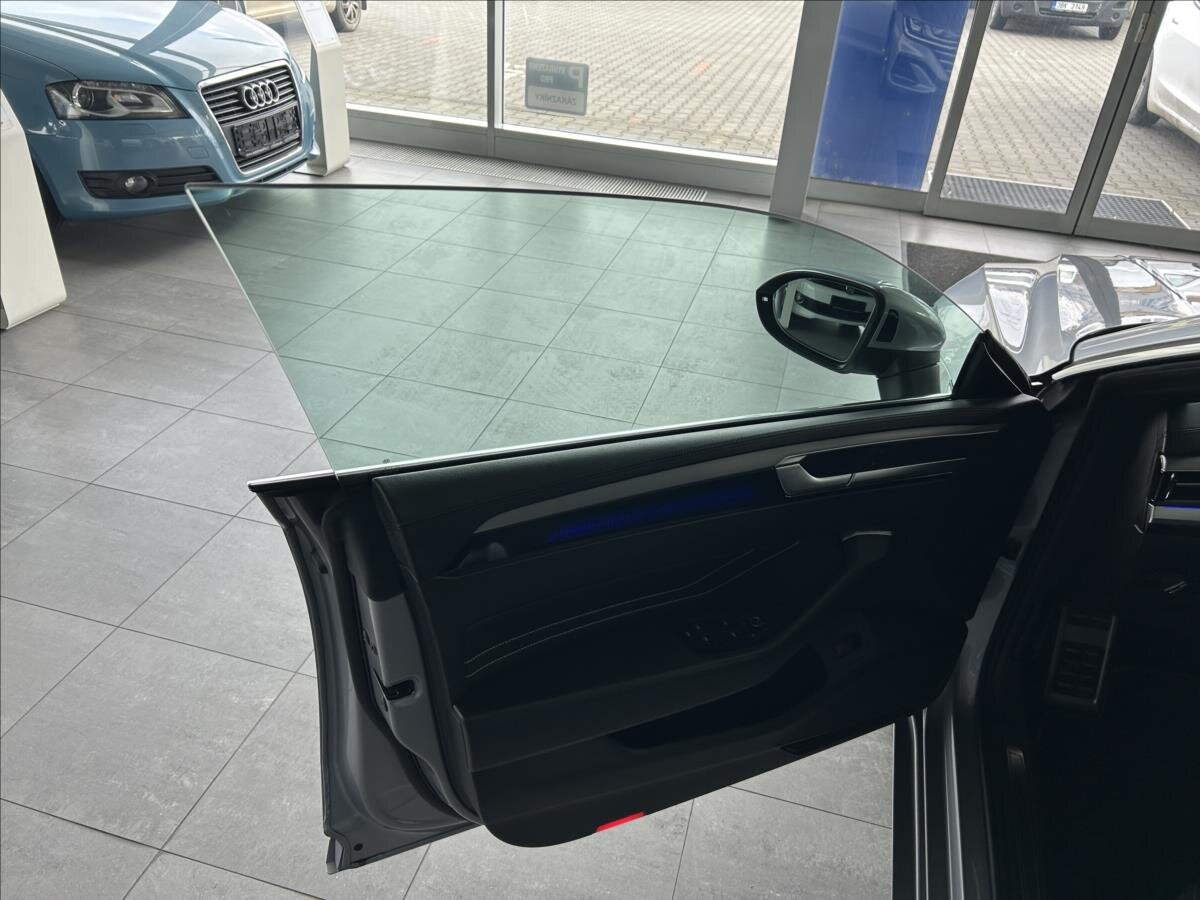 Volkswagen Arteon Kombi 2,0 l 147 kw