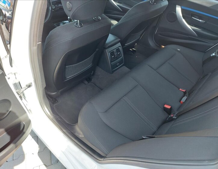 BMW Řada 3 Kombi 2,0 l 140 kw