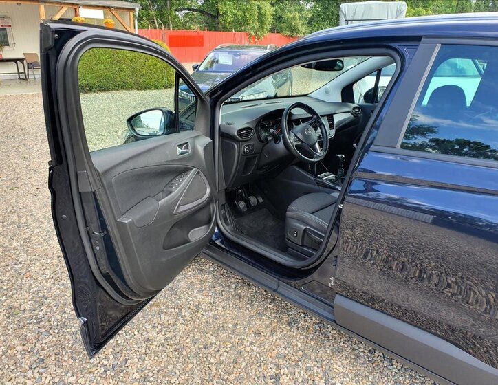 Opel Crossland X SUV / Terénní 1,5 l 75 kw