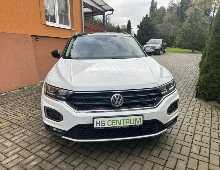 Volkswagen T-Roc 9