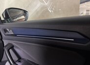 Volkswagen T-Roc SUV 1,5 l 110 kw