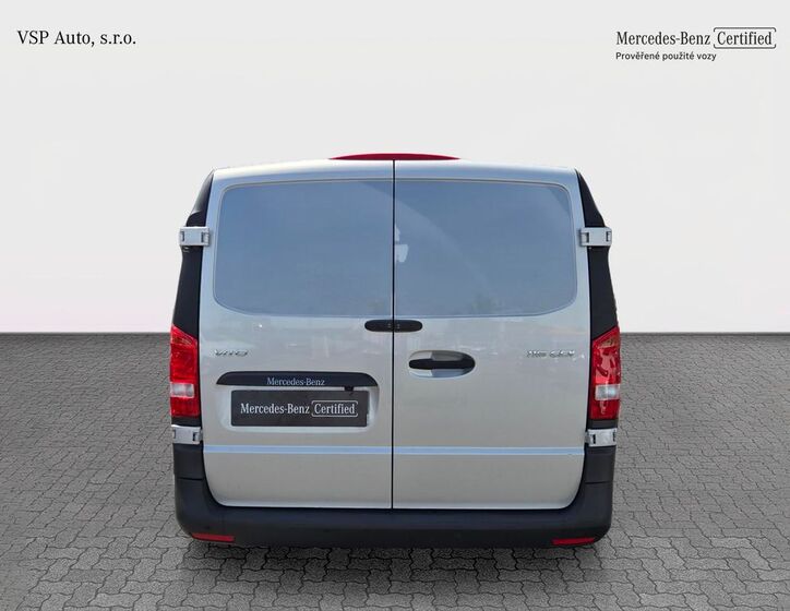 Mercedes-Benz Vito 4