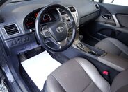 Toyota Avensis Sedan / Limuzína 2,0 l 112 kw