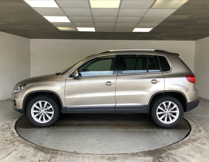 Volkswagen Tiguan SUV 2,0 l 103 kw