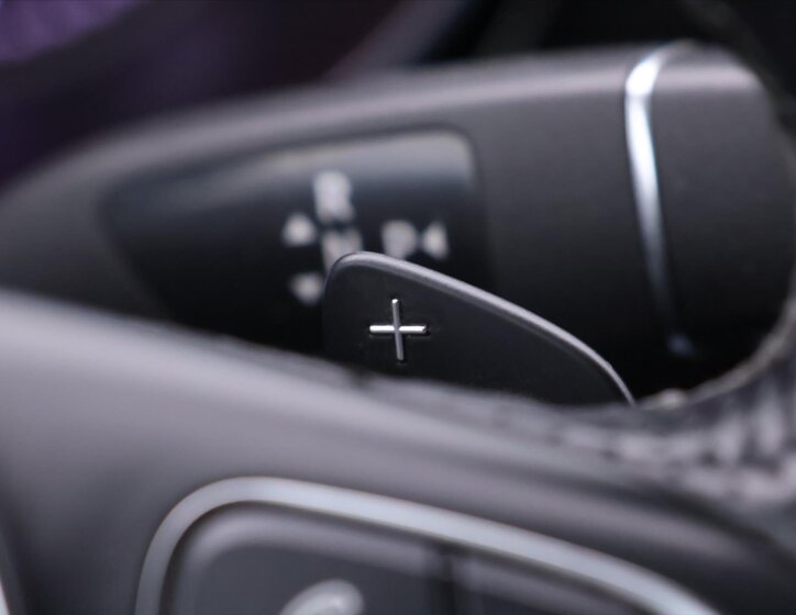 Mercedes-Benz Třídy V 21