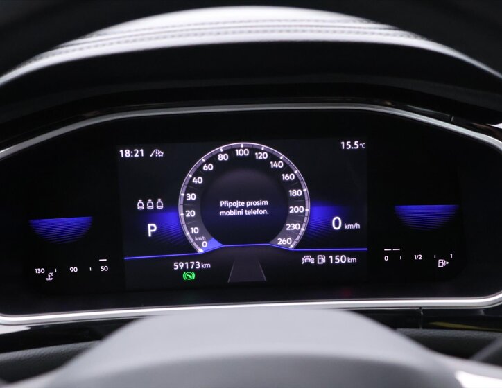 Volkswagen T-Roc SUV / Terénní 2,0 l 110 kw