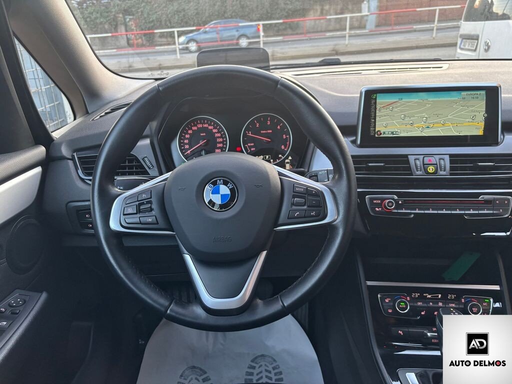 BMW Řada 2 MPV 2,0 l 110 kw