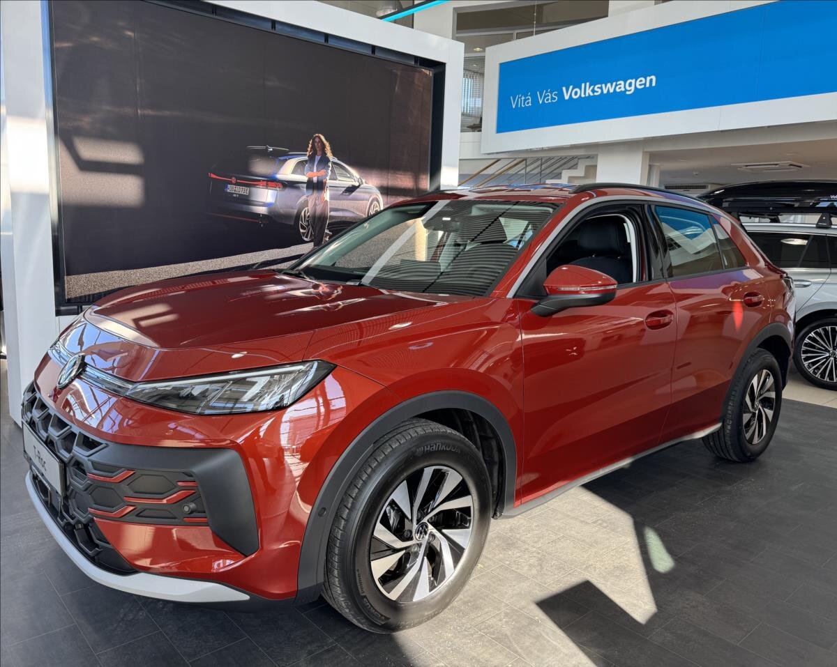 Volkswagen T-Roc SUV / Terénní 1,5 l 110 kw