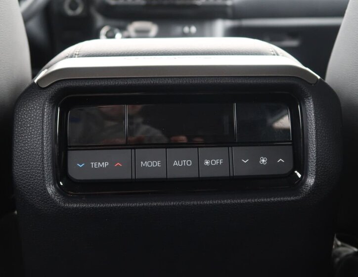 Toyota Land Cruiser SUV 2,8 l 151 kw