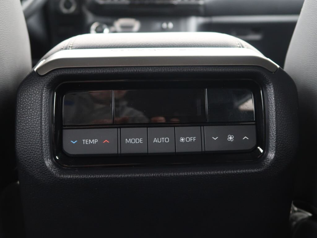 Toyota Land Cruiser SUV 2,8 l 151 kw