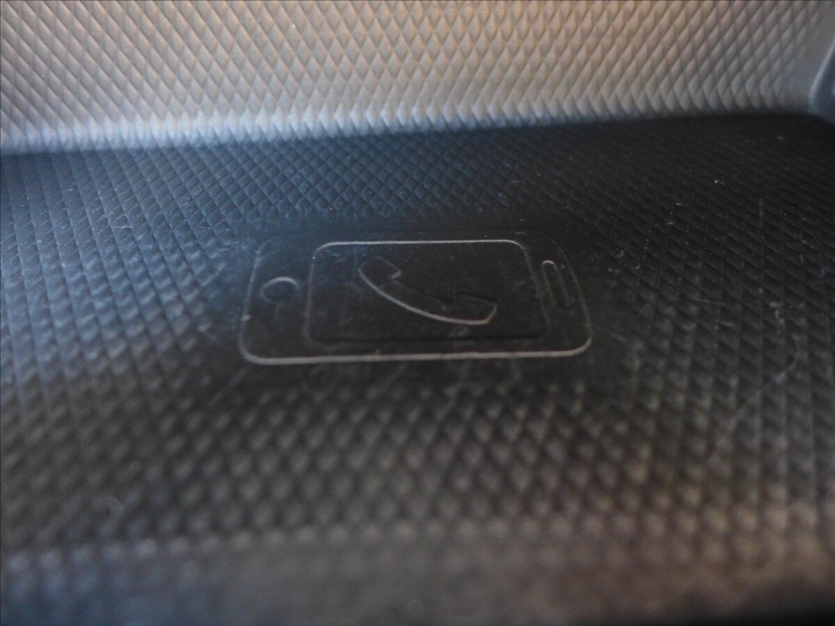 Volkswagen Golf Kombi 2,0 l 85 kw