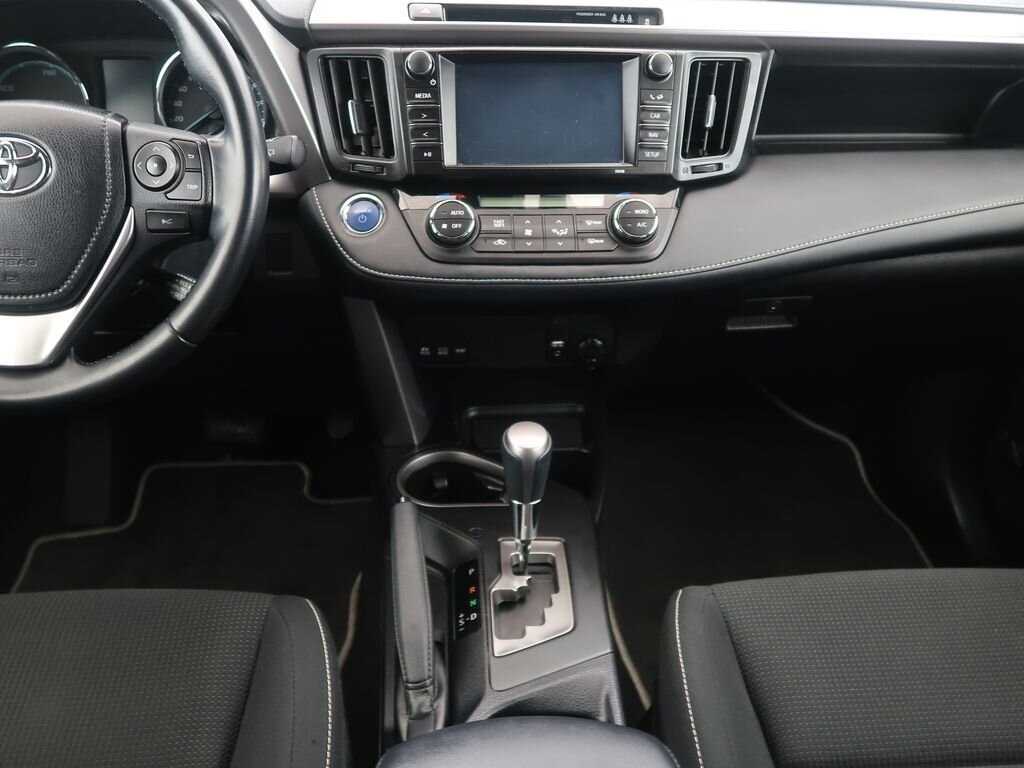 Toyota RAV4 SUV / Terénní 2,5 l 114 kw