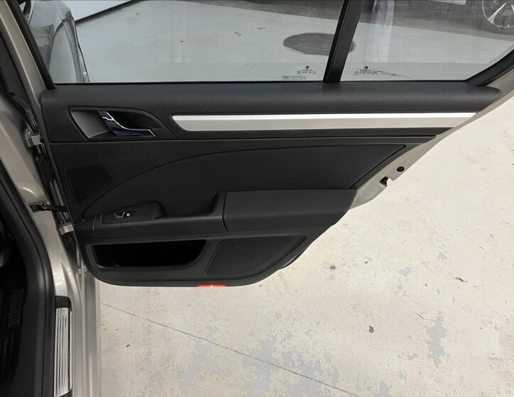 Škoda Superb Liftback 2,0 l 103 kw