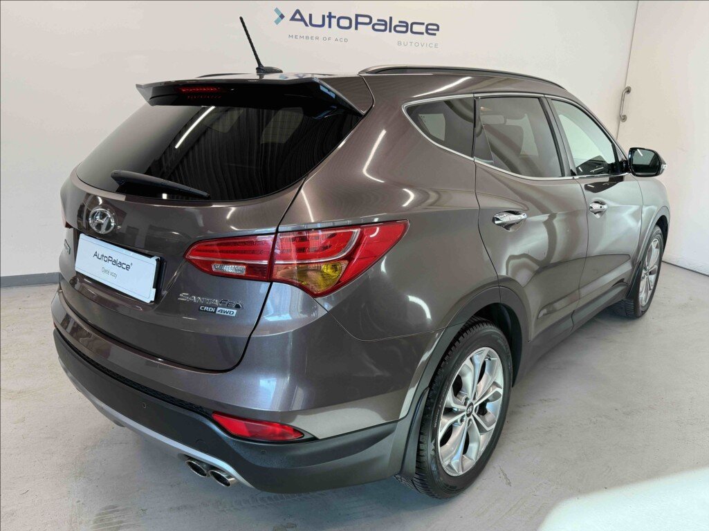 Hyundai Santa Fe SUV / Terénní 2,2 l 145 kw