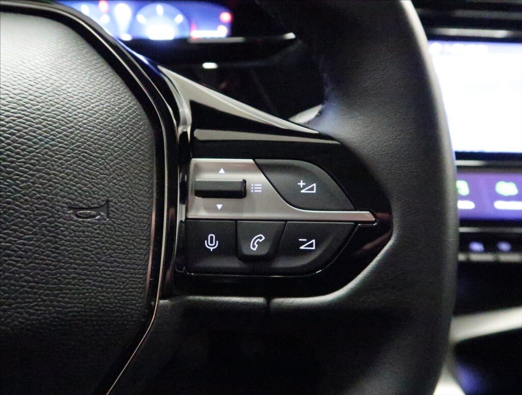 Peugeot 308 Hatchback 1,2 l 96 kw