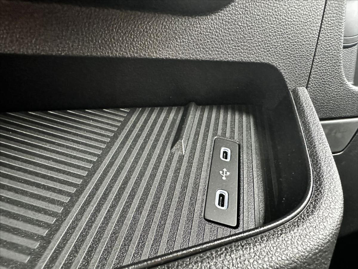 Nissan Interstar Ostatní 2,0 l 96 kw