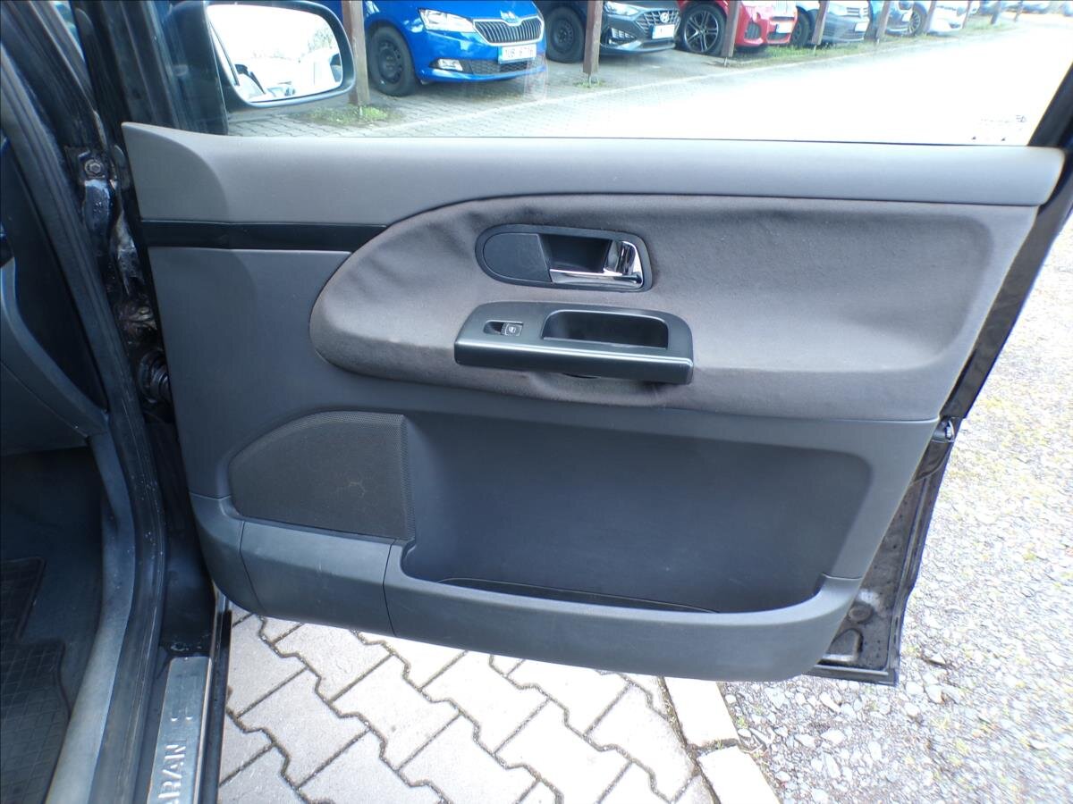 Volkswagen Sharan Kombi 1,9 l 85 kw