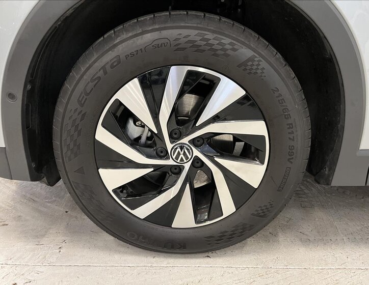 Volkswagen Tiguan SUV / Terénní 1,5 l 96 kw