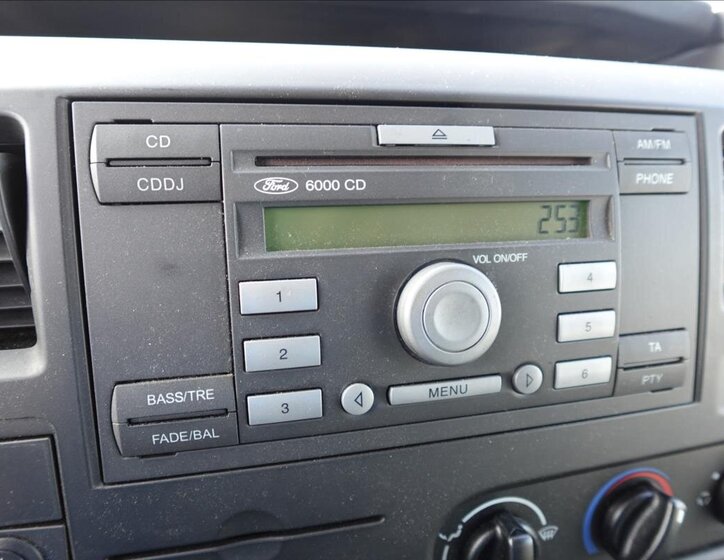 Ford Transit Skříň 2,4 l 85 kw