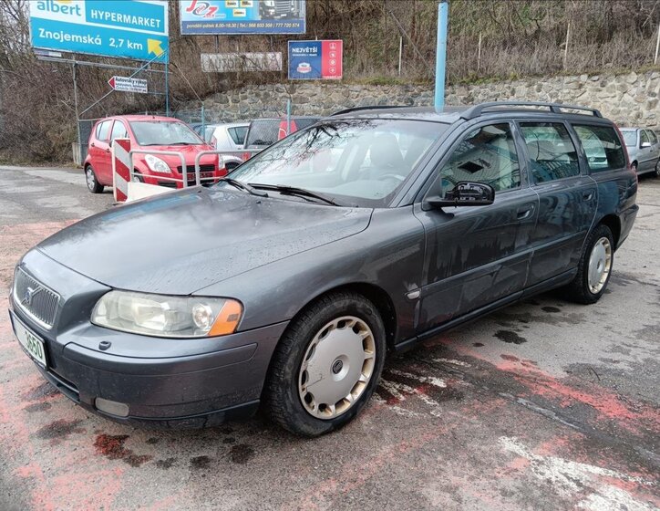 Volvo V70 4
