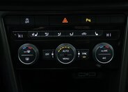 Volkswagen T-Roc SUV / Terénní 999,0 85 kw