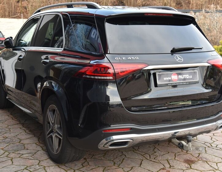 Mercedes-Benz GLE 10