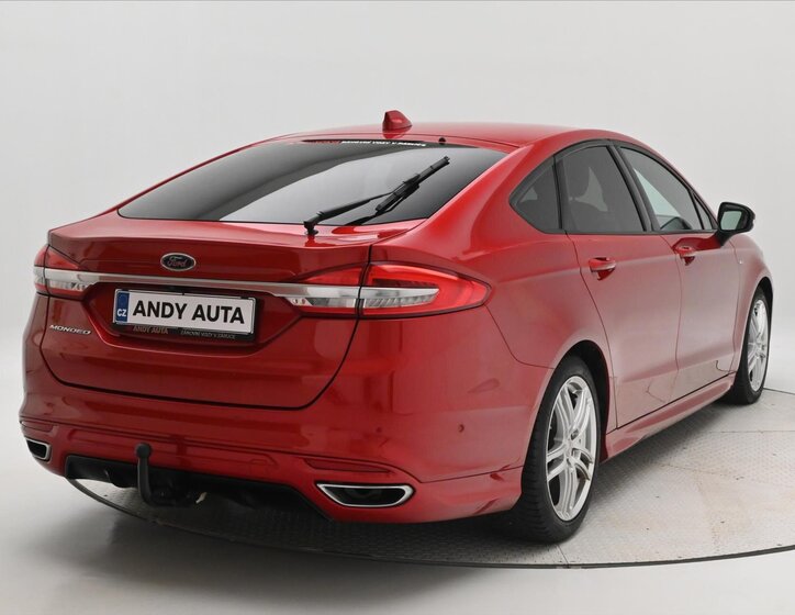 Ford Mondeo Sedan 2,0 l 140 kw