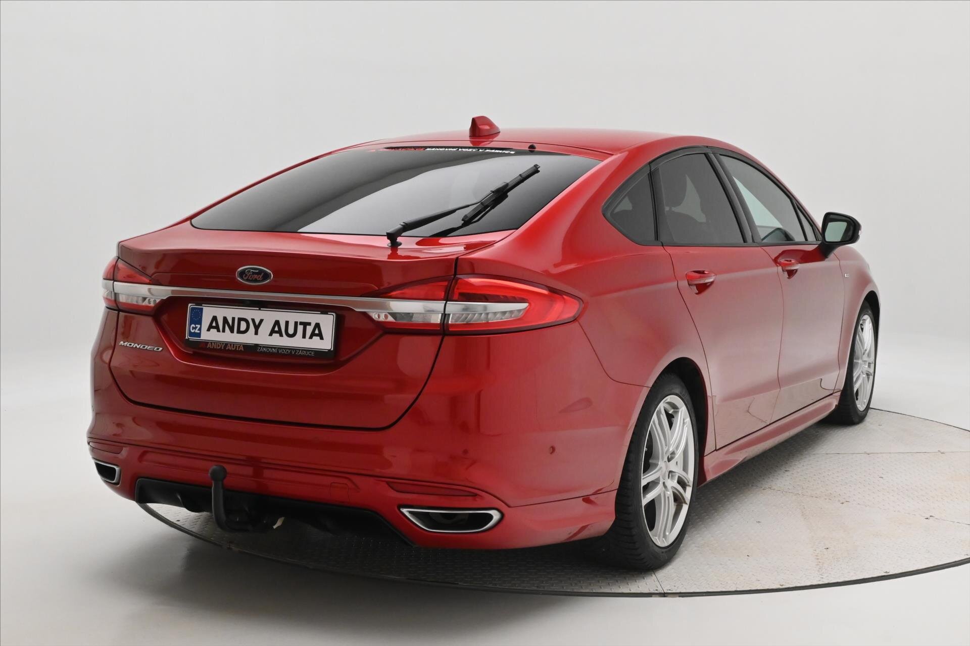 Ford Mondeo Sedan 2,0 l 140 kw