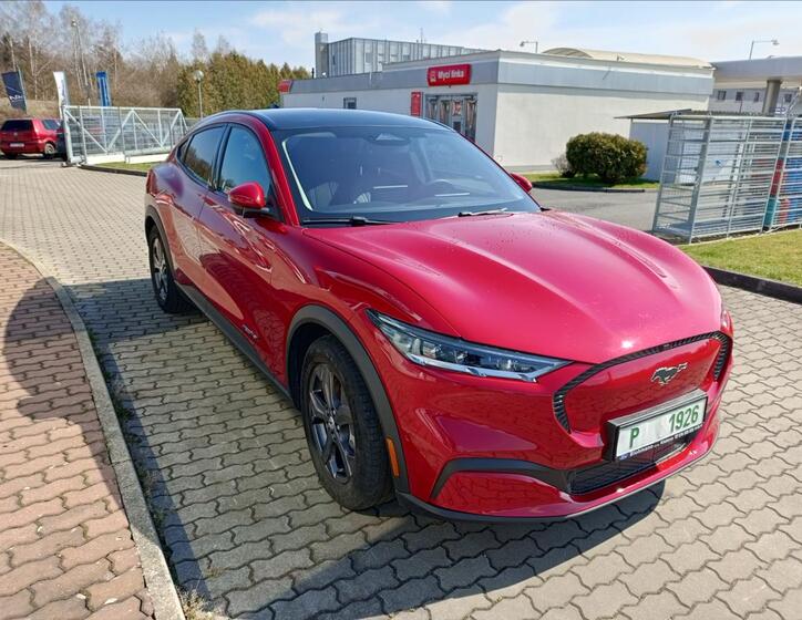 Ford Mustang Mach-E 9