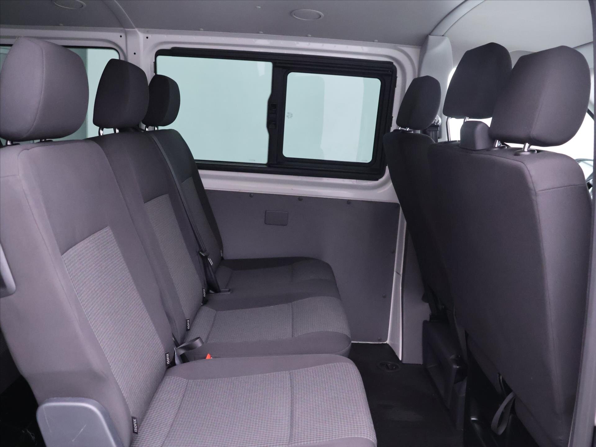 Volkswagen Transporter Kombi 2,0 l 110 kw