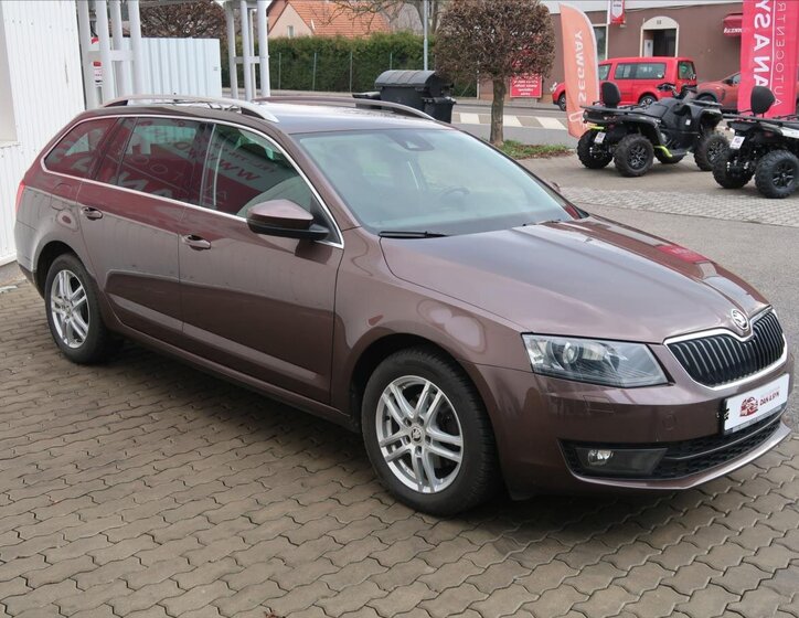 Škoda Octavia Kombi 2,0 l 110 kw
