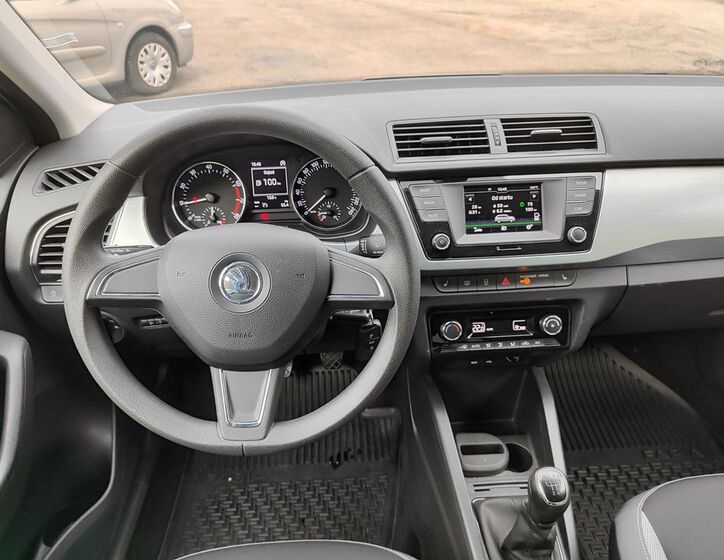 Škoda Fabia 15