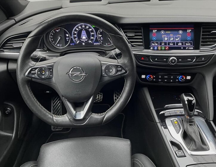 Opel Insignia Kombi 1,5 l 121 kw