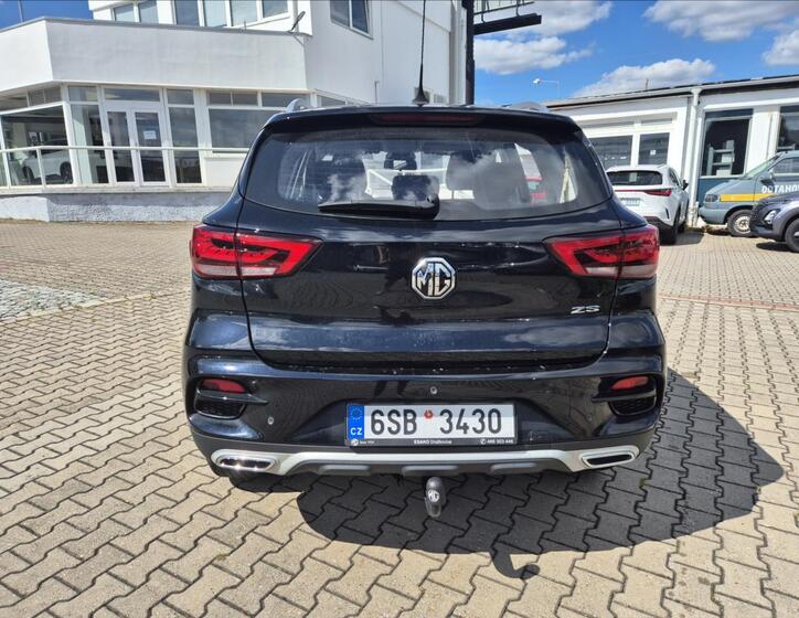 MG ZS 3
