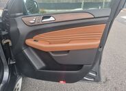 Mercedes-Benz GLE 16