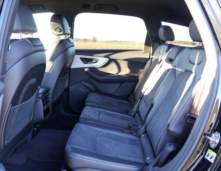 Audi Q7 SUV / Terénní 3,0 l 210 kw