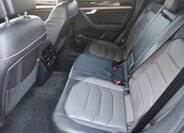 Volkswagen Touareg 8