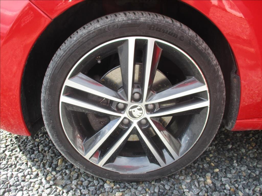 Škoda Rapid Hatchback 1,4 l 90 kw