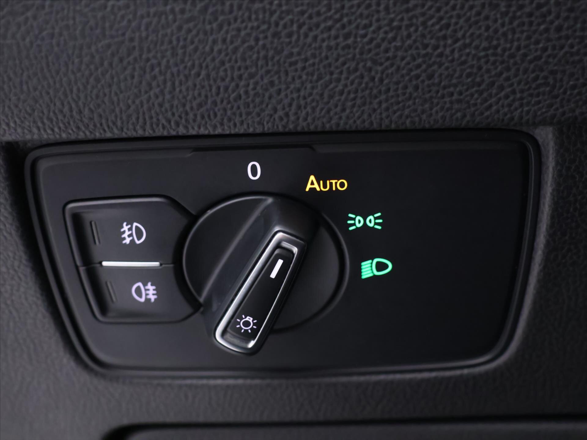 Volkswagen Passat Kombi 2,0 l 206 kw