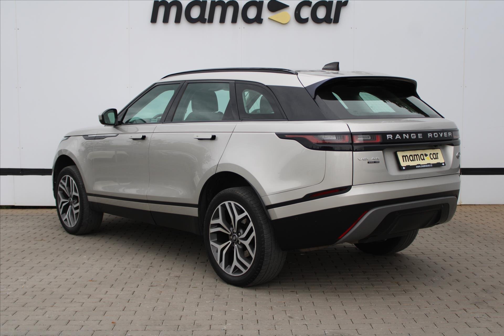 Land Rover Range Rover Velar SUV / Terénní 3,0 l 221 kw