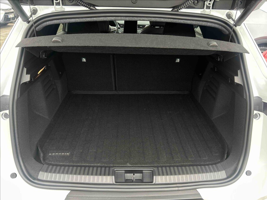 Mitsubishi Grandis SUV 1,3 l 104 kw