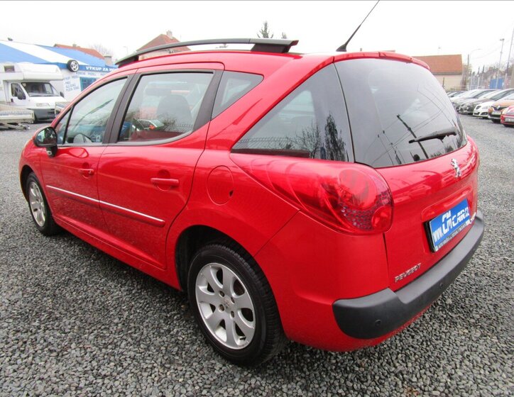 Peugeot 207 Kombi 1,4 l 54 kw