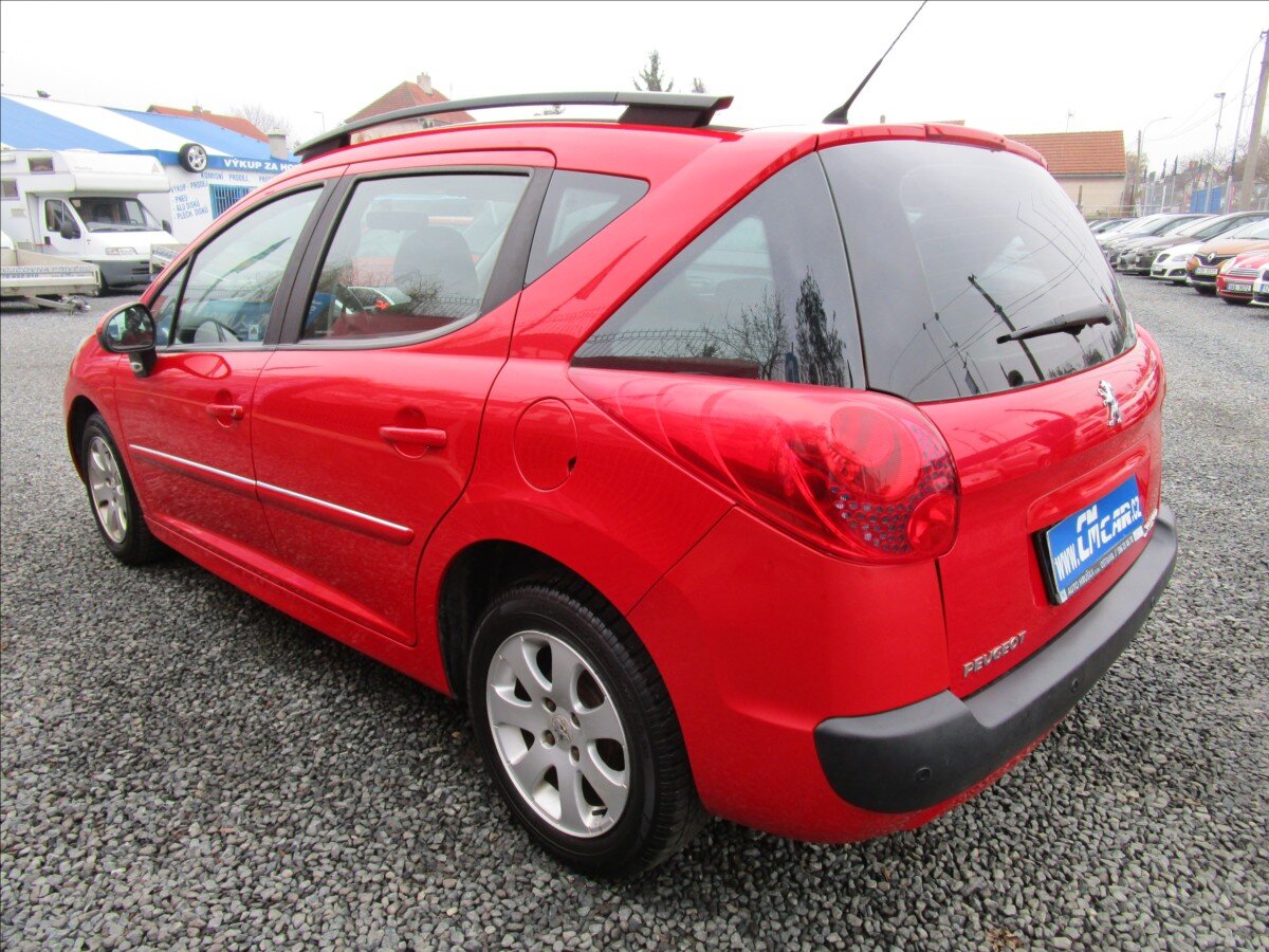 Peugeot 207 Kombi 1,4 l 54 kw