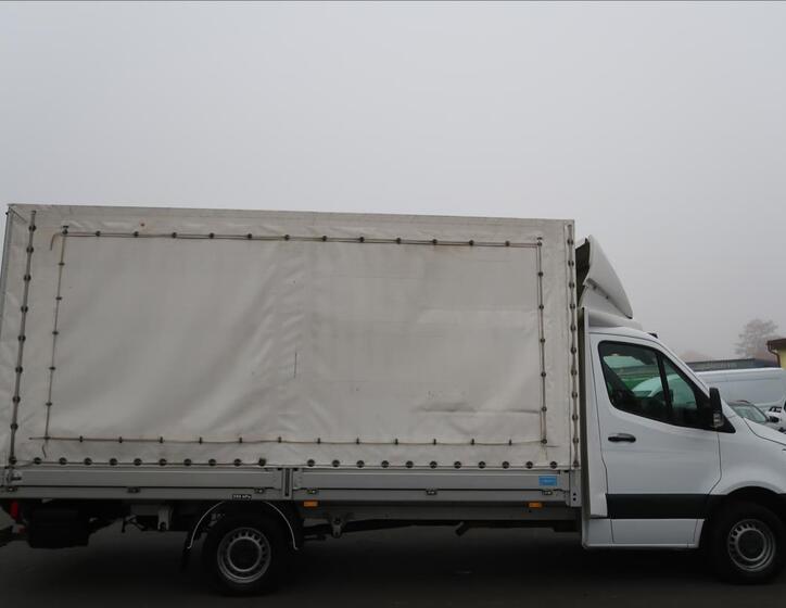 Mercedes-Benz Sprinter 5