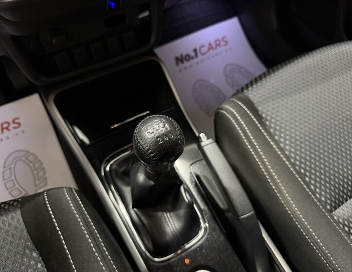 Mitsubishi Outlander SUV / Terénní 2,3 l 110 kw